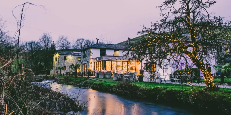 Beck Hall hotel from the outside